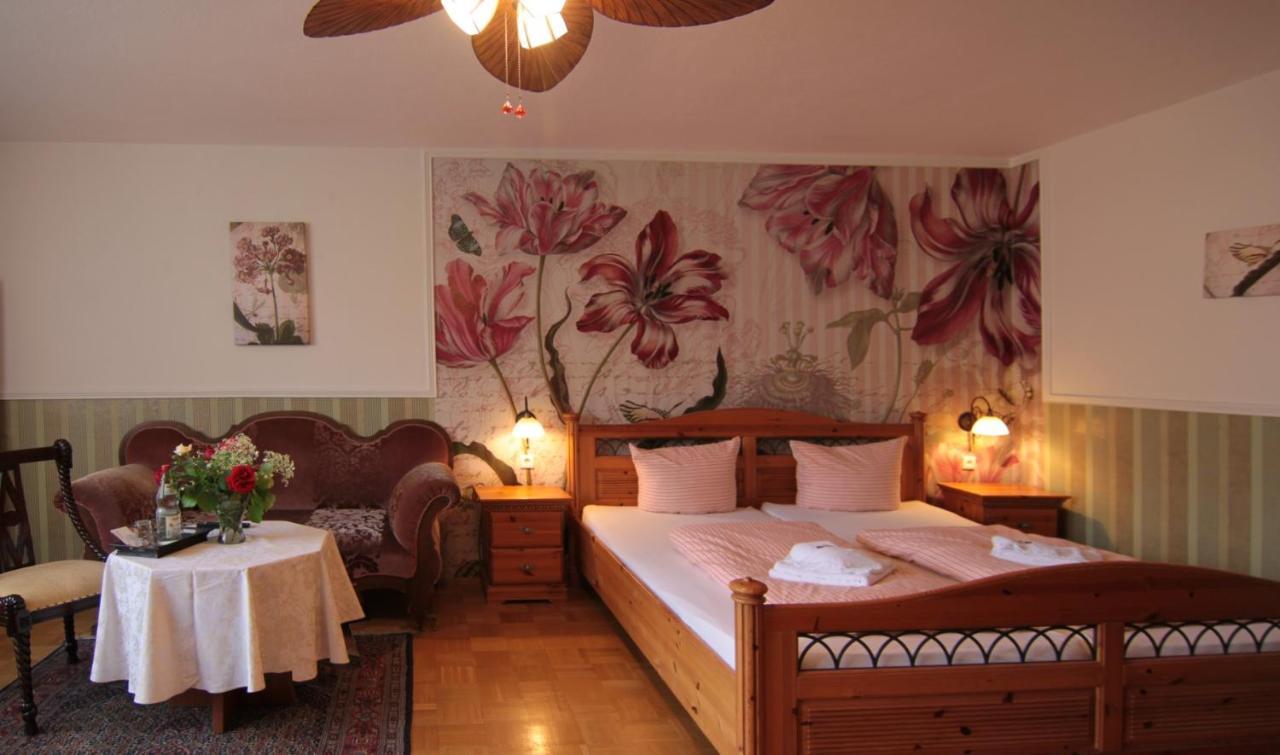 רוטנבורג אוב דר טאובר Kreuzerhof Hotel Garni מראה חיצוני תמונה