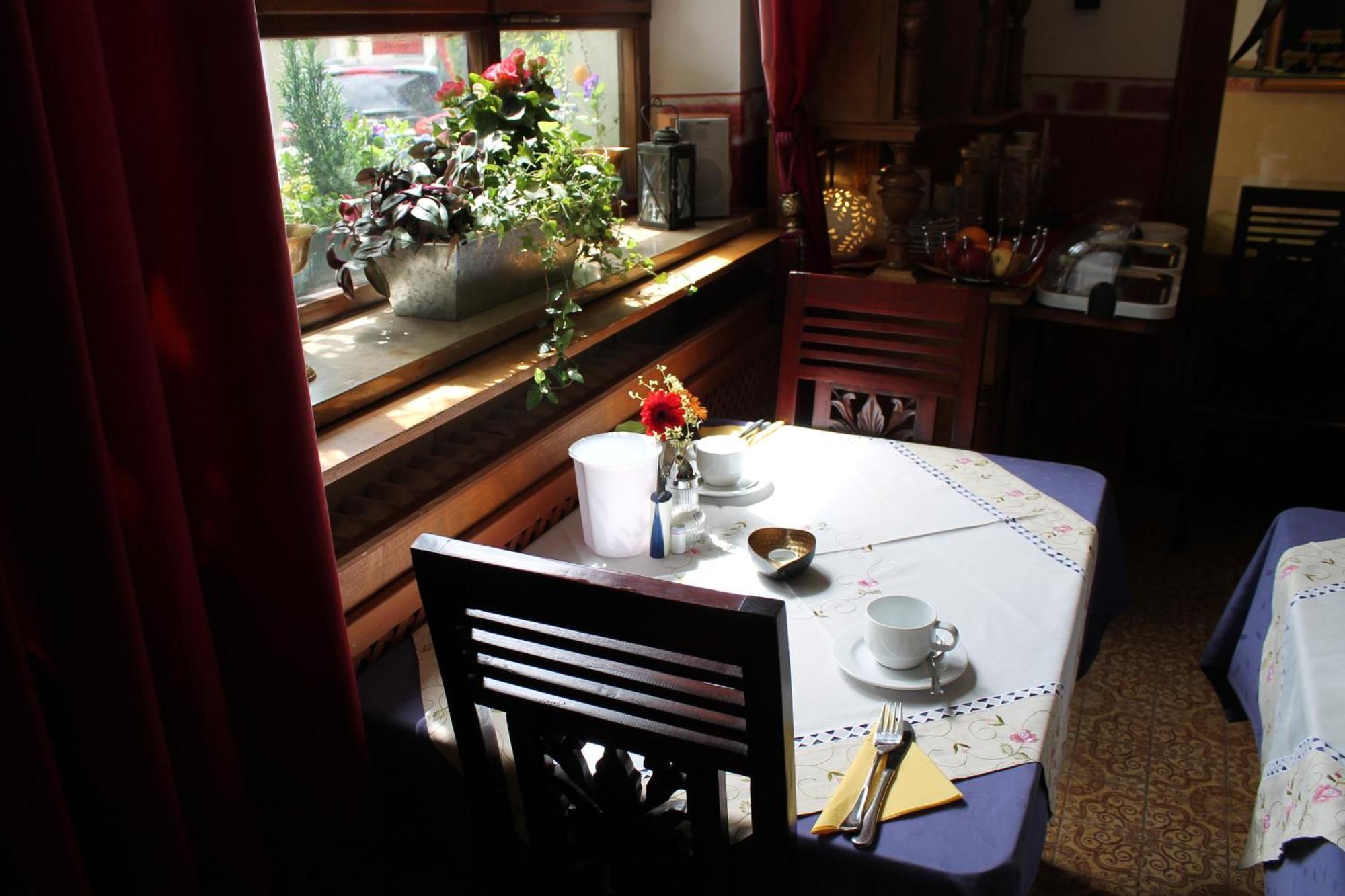 רוטנבורג אוב דר טאובר Kreuzerhof Hotel Garni מראה חיצוני תמונה